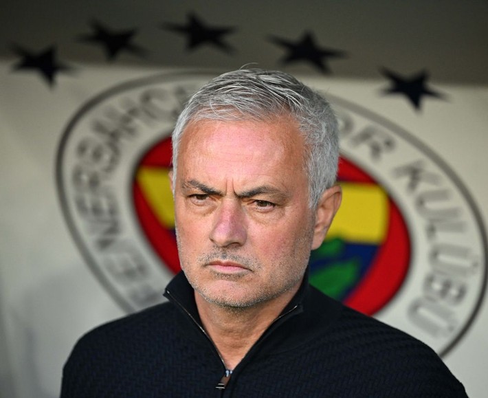 Ali Koç Jose Mourinho'dan vazgeçmiyor! Onu göndereceğine 9 yıldızı satış listesine koydu - Resim: 2