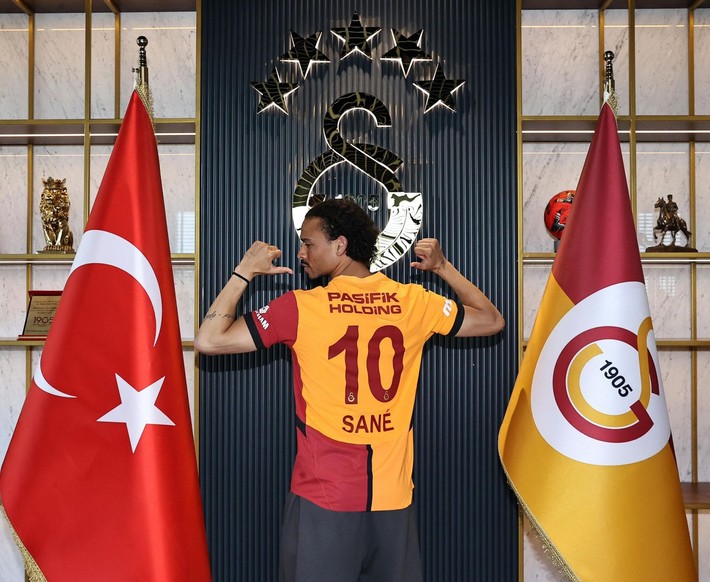 Bayern'den iki yıldız daha geliyor! Sane Kulüpler Dünya Kupası'nda Buruk'un işini çözüyor - Resim: 2