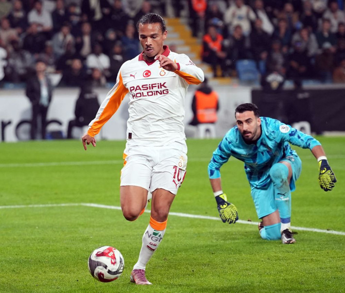 Zaha, Ziyech ve Tete'den daha kötü çıktı: Maç seçiyor bu adamla bu iş yürümez! - Resim: 6