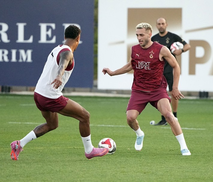 Galatasaray'dan ayrılmak istiyordu! İdmana çıktı - Resim: 2