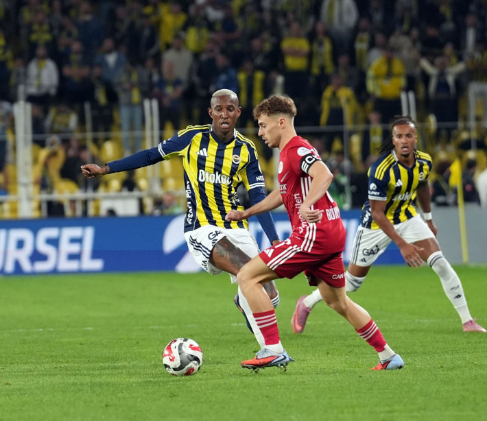 Spor yazarları Fenerbahçe-Antalyaspor maçını yorumladı! "Tedesco'nun kadro tercihleri..." - Resim: 2