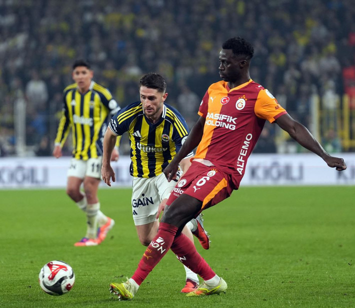 1-1'in ardından Skriniar-Sara pozisyonuna bir tek trio ekibi sarı kart dedi! Yasin Kol'a Caicedo-Merino örneği - Resim: 23