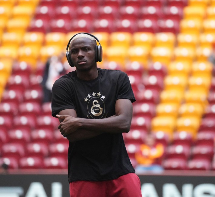 Victor Osimhen transferi bitti! Anlaşmanın maddeleri ortaya çıktı - Resim: 3