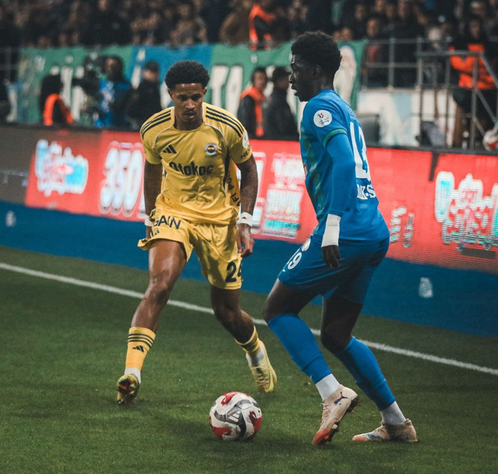 Domenico Tedesco 5 attı yine yaranamadı: 21 milyon euroluk oyuncuyu nasıl sahada tuttun? - Resim: 11