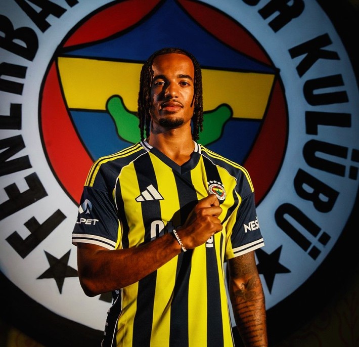 Fenerbahçe'de gelenler ve gidenler! İşte takımdan ayrılan futbolcular ve tüm transferler (2025-2026) - Resim: 3