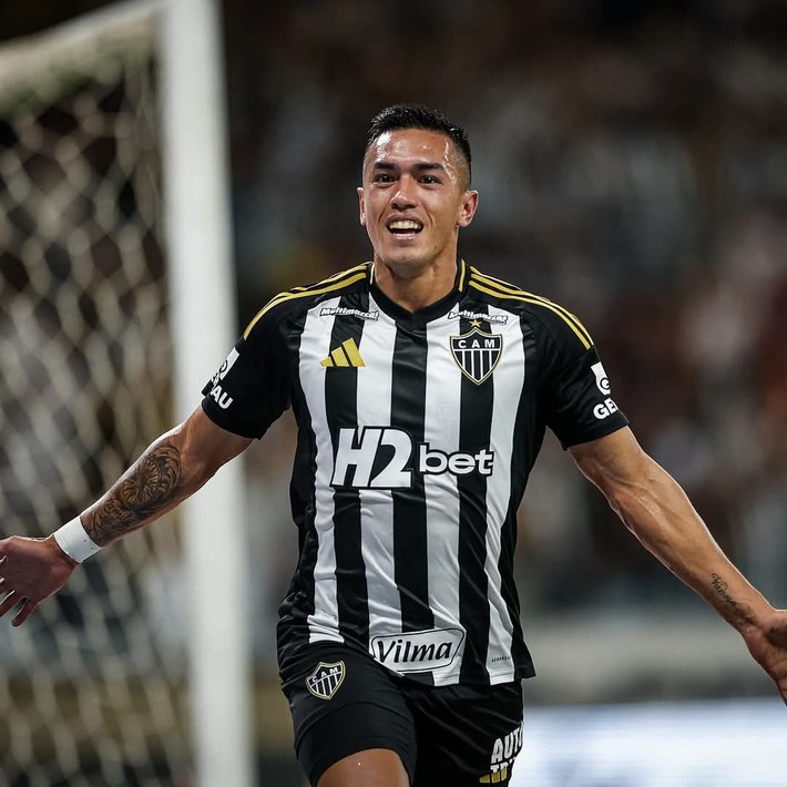 Ali Koç Romulo'nun kanat forveti için 8 milyon euro teklif etti! 61 maçta 5 gol 13 asisti var - Resim: 6