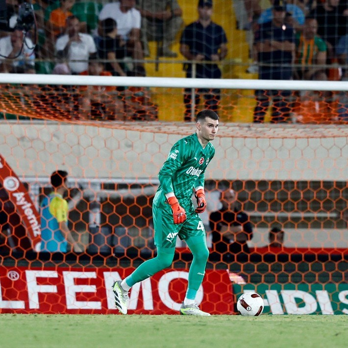 Ali Koç Livakovic'e 'elveda' yeni kaleciye 'merhaba' dedi! Galatasaray da istiyordu - Resim: 2