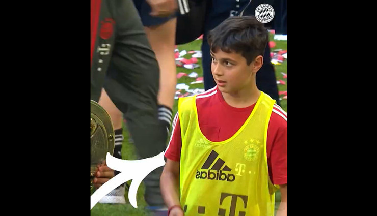 Bir zamanlar o da top toplayıcılık yapıyordu... Onu tanıyabildiniz mi?