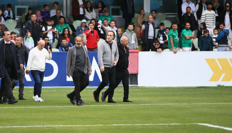 Eyüpspor Başkanı Murat Özkaya yaşanan olaylara isyan etti!