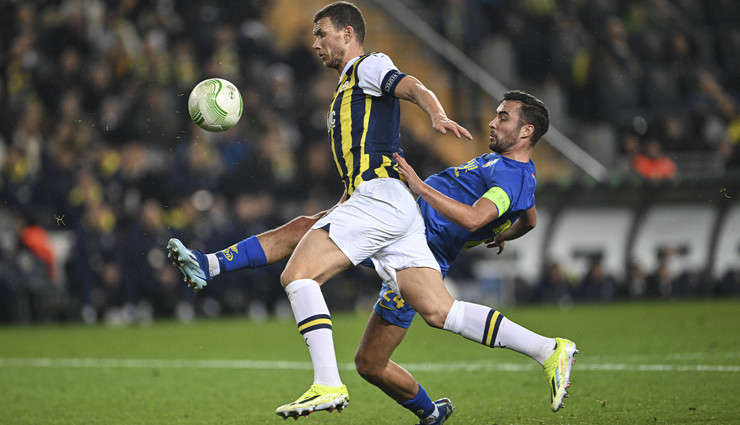 Edin Dzeko: Çeyrek finaldeki her takım kupayı kazanabilir