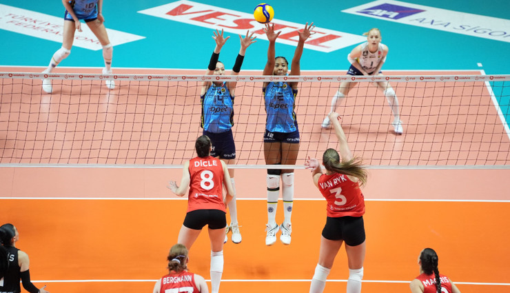 Fenerbahçe Opet, seride 1-0 öne geçti