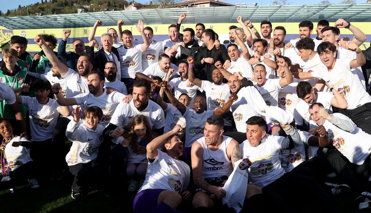 Yıldızlar Eyüpspor'la Süper Lig'e geri döndü!