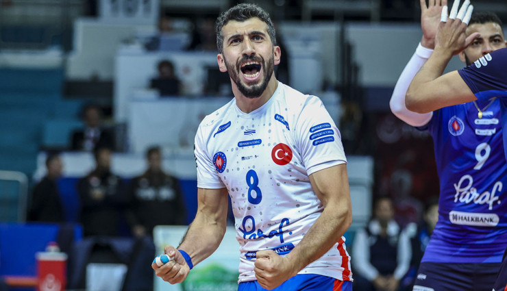 Milli libero Volkan Döne'nin sözleşmesi uzatıldı