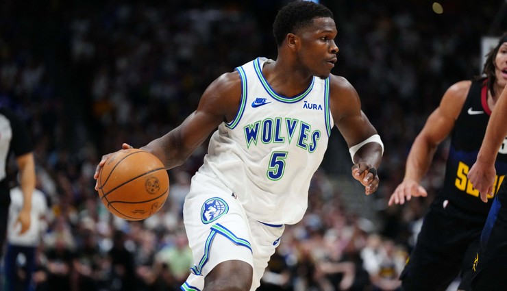 Batı'da Timberwolves, Doğu'da Pacers finale çıktı