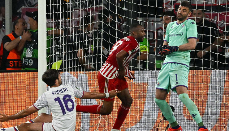 Eski Hatayspor oyuncusu El Kaabi, Konferans Ligi Kupası'nı OIympiakos'a getirdi