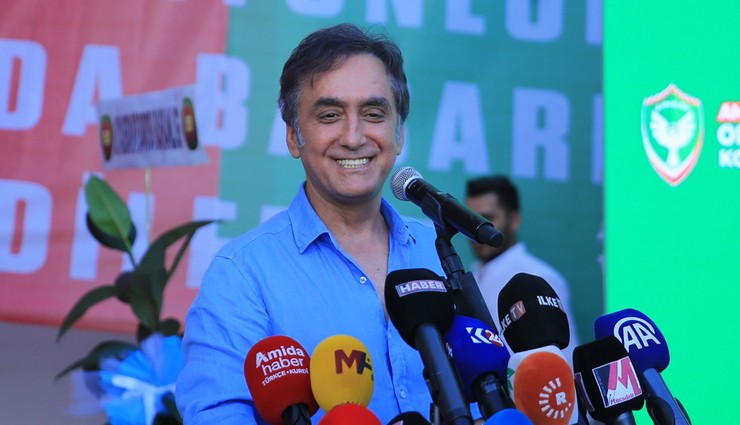 Amed Sportif Faaliyetler Kulübü Başkanlığına Aziz Elaldı yeniden seçildi