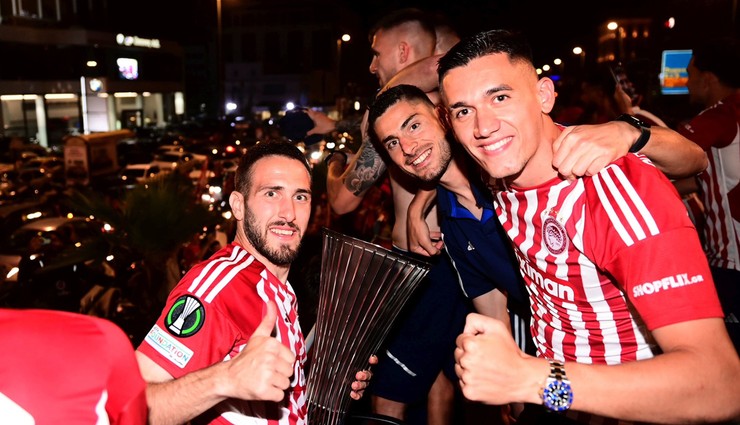 3 numaralı kupayı kaldırdı Trabzonspor'a geliyor