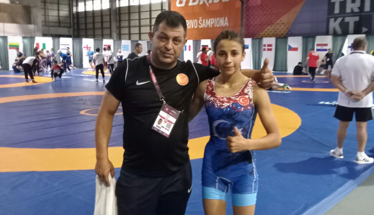 Genç sporcu Avrupa Güreş Şampiyonasında adını finale yazdırdı