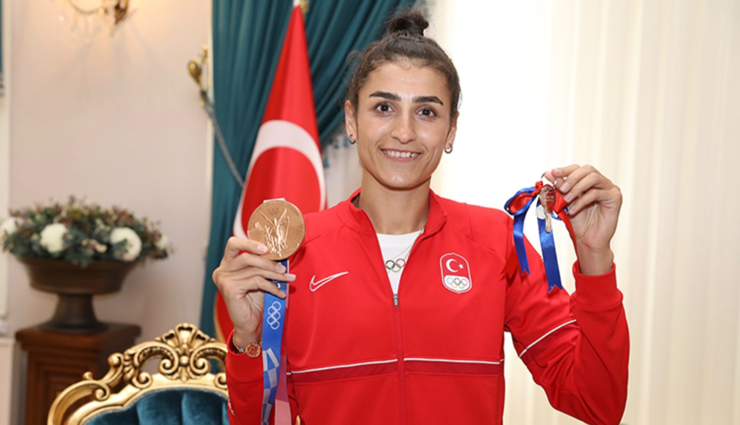 Milli tekvandocu Hatice Kübra İlgün, Paris 2024'te "ilk" peşinde