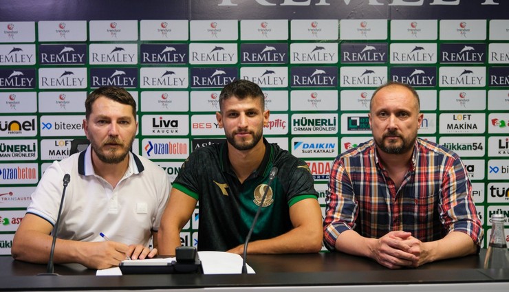 Sakaryaspor, Kahraman Demirtaş'ı kadrosuna kattı