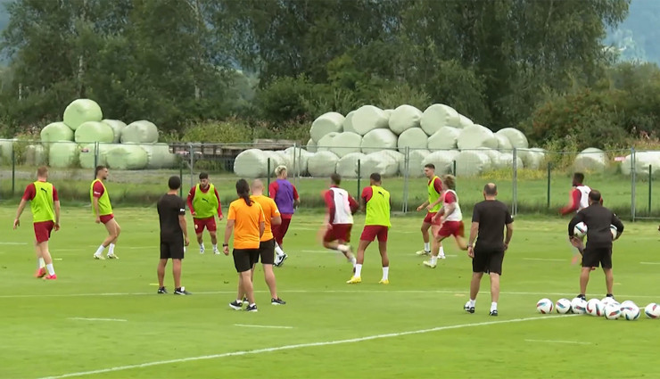 Galatasaray Futbol Takımı'nın Avusturya kampı sürüyor