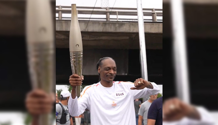 Olimpiyat meşalesi Snoop-Dogg'un ellerinde