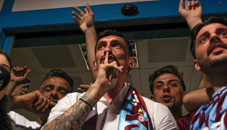 Trabzonspor Stefan Savic'i KAP'a bildirdi!