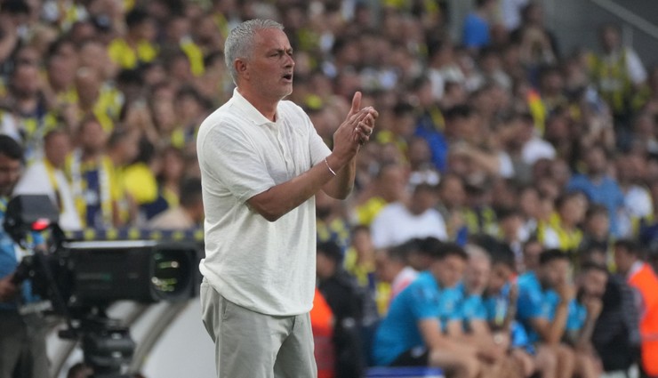 Mourinho ve Fenerbahçe yine manşetlerde: Lugano 1 saat boyunca kızdırdı!