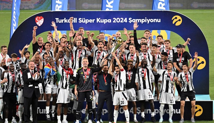 Beşiktaş, Süper Kupa'yı aldı