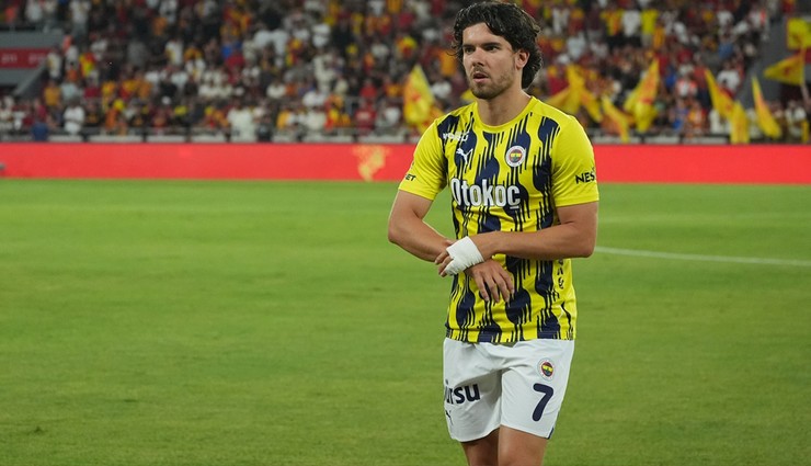 Manchester United'dan Ferdi Kadıoğlu için son karar
