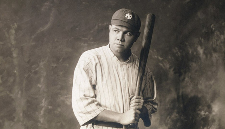 Babe Ruth'un New York Yankees forması açık artırmada 24 milyon dolara satıldı