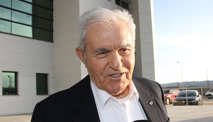 Güreş efsanesi Ahmet Ayık yoğun bakıma alındı