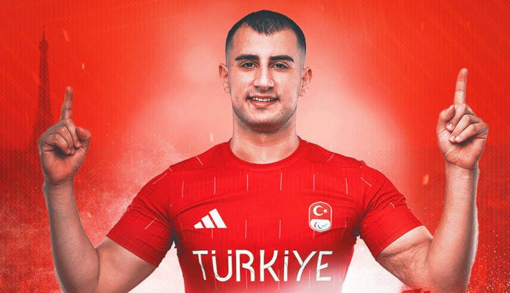Milli sporcu Hakan Akkaya, erkekler epe A kategorisinde çeyrek finale yükseldi