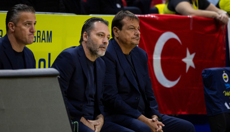 Ergin Ataman önce milli takım dedi ve Yunanlı başkandan izin istedi