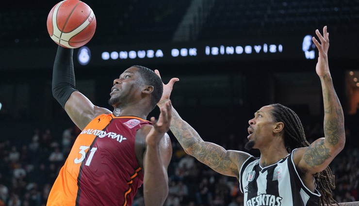 Potadaki derbiyi Galatasaray kazandı