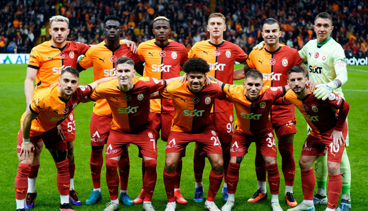 Galatasaray'da şok sakatlık! Maça devam edemedi