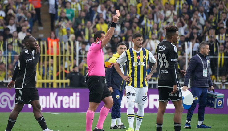 Beşiktaş-Fenerbahçe derbileri "hırçın" geçiyor
