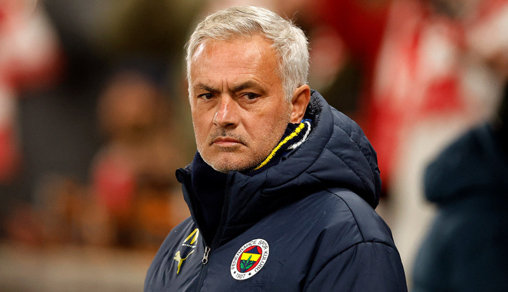 Jose Mourinho için Fenerbahçe'ye 6 milyon euroluk teklif! Portekizli kararını verdi