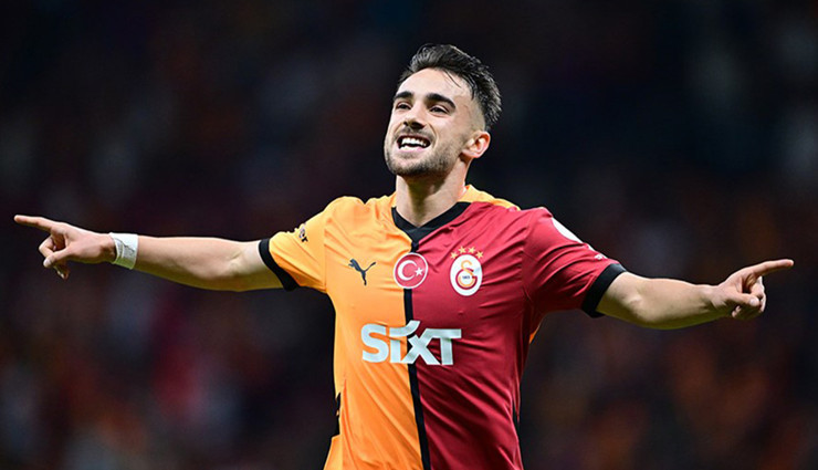 Yunus Akgün antrenmanda Abdülkerim Bardakcı'ya sataşıyor