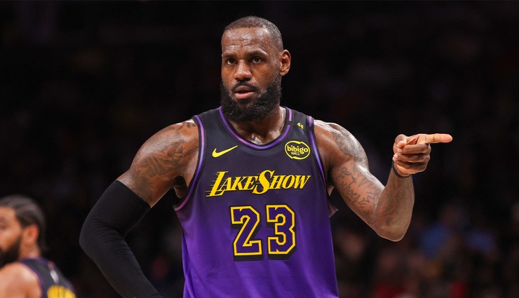 LeBron James’ten NBA kariyer dakika rekoru