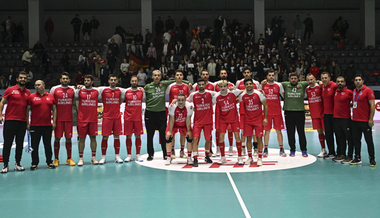 A Milli Erkek Hentbol Takımı, Karpat Turnuvası'nda mücadele edecek