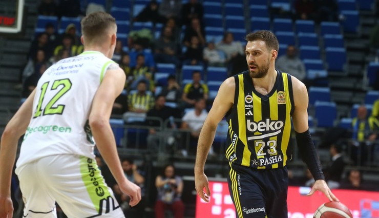 Fenerbahçe Beko, Merkezefendi Belediyesi'ni rahat geçti