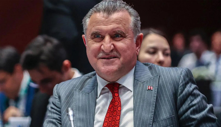 Bakanı Osman Aşkın Bak, milli sporcuların 2024'te 7 bin 500 madalya kazandığını açıkladı: