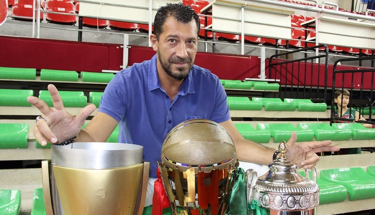 Ufuk Sarıca’dan Karşıyaka’ya duygusal veda