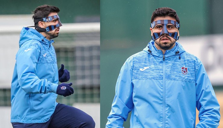 Ozan Tufan'ın maskesinde dikkat çeken harfler
