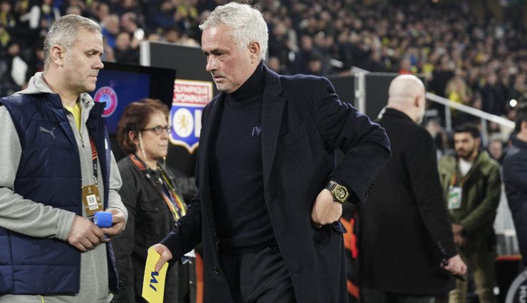 Fenerbahçe yeni sol bekini buldu bile! Sürpriz tercih