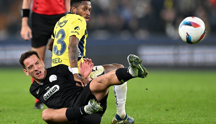 Beşiktaş'tan orta sahaya sürpriz hamle! Pazartesi Ümraniye'de