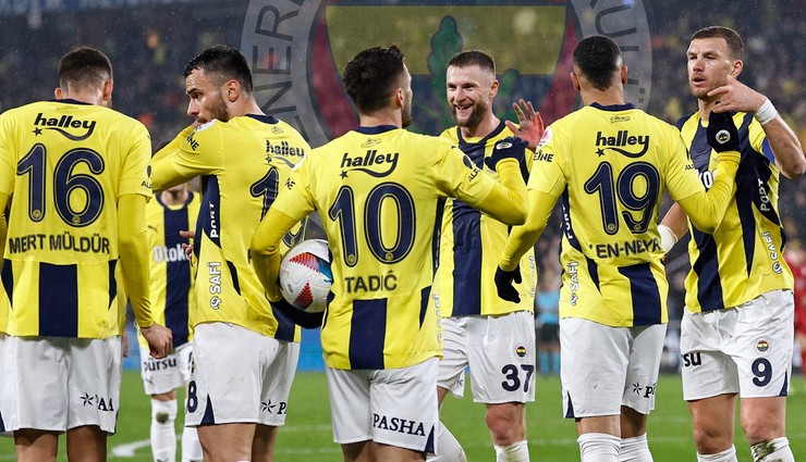 Fenerbahçe'ye transferde yılın müjdesi! 'Ciddi mesafe alındı, gelecek sezon da Fenerbahçe'de'