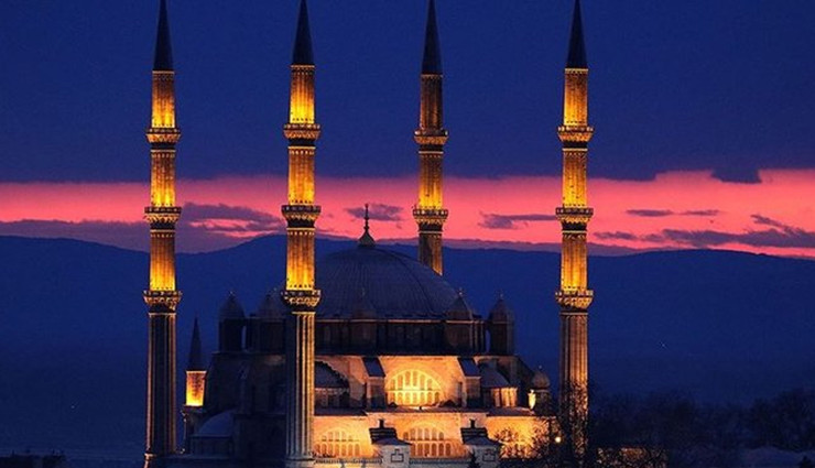 İftara ne kadar kaldı? 4 Mart Salı | Sahur - İftar - Ezan saati