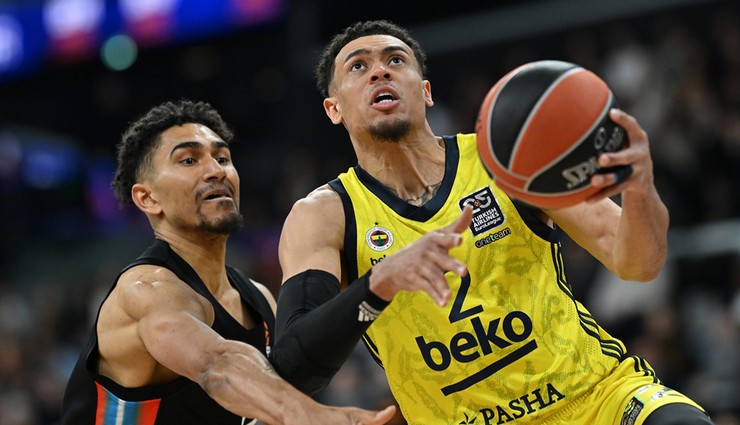 Fenerbahçe Beko, erteleme maçını kazandı